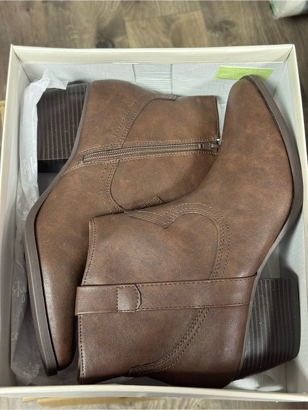 STYLE & CO Cowboy Western Boots Size 10 Brown Faux Leather Macy's NEW $80 msrp